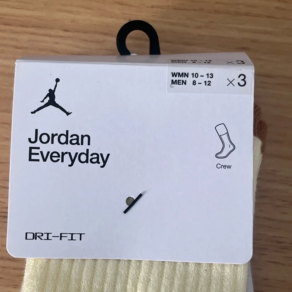Jordan Everyday Dri-Fit Crew Socks Size Womens 10-13 , Mens 8-12